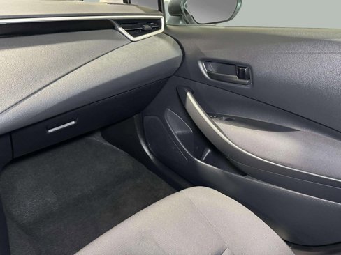 Used 2024 Toyota Corolla LE image 18