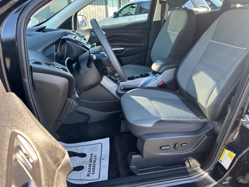 Used 2014 Ford Escape SE image 16