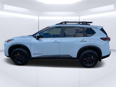 Used 2025 Nissan Rogue SV w/ Rock Creek Premium Package image 6