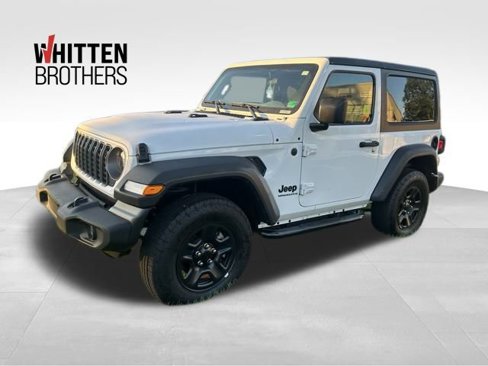 Used 2025 Jeep Wrangler Sport image 1