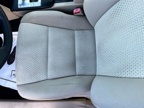 Used 2014 Toyota Camry LE image 17