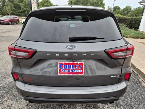 Used 2023 Ford Escape ST-Line image 2