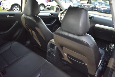Used 2014 Volkswagen Jetta SE image 56