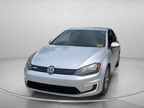 Used 2016 Volkswagen e-Golf SEL Premium image 8