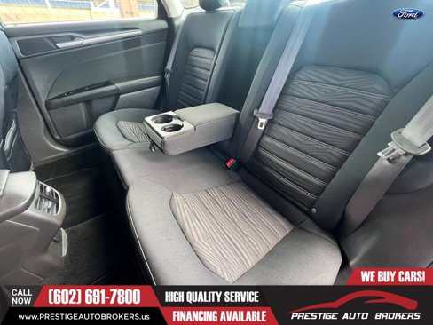 Used 2016 Ford Fusion SE image 40