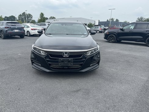 Used 2019 Honda Accord Sport image 2