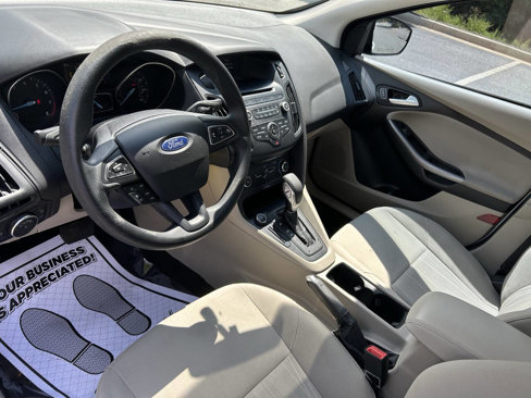 Used 2017 Ford Focus SE image 22
