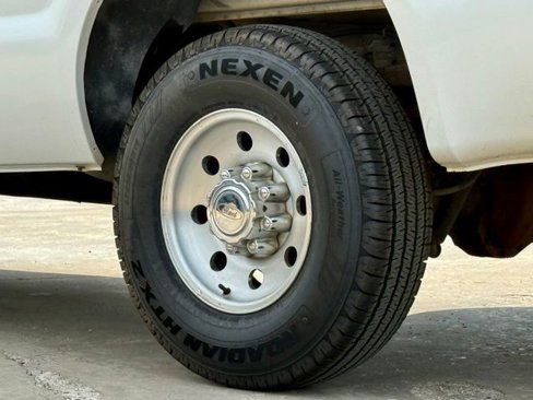 Used 1999 Ford F250 Lariat image 15