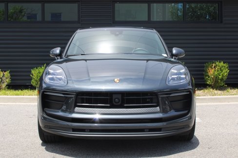 Used 2024 Porsche Macan image 8