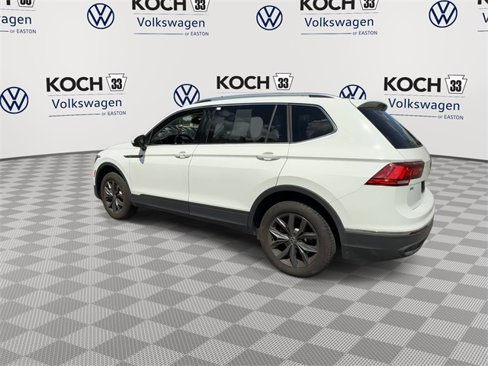 Used 2022 Volkswagen Tiguan SE image 5