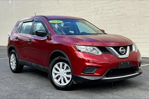 Used 2016 Nissan Rogue S image 18