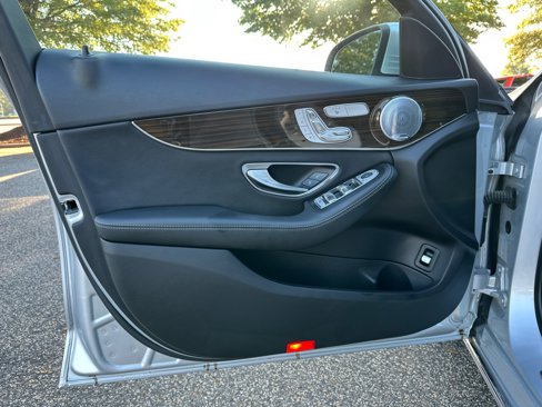 Used 2018 Mercedes-Benz C 300 4MATIC Sedan image 10