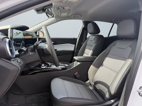 New 2025 Chevrolet Trax LT image 9