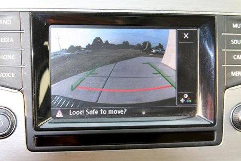 Used 2015 Volkswagen Golf TDI S image 40
