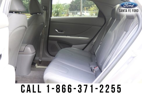 Used 2023 Hyundai Elantra SEL w/ Convenience Package image 34