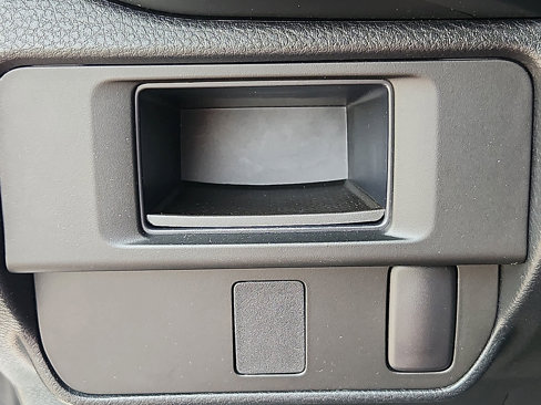 Certified 2017 Toyota Tacoma SR image 25