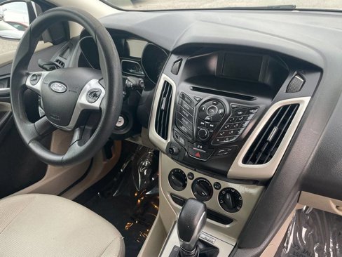 Used 2014 Ford Focus SE image 15