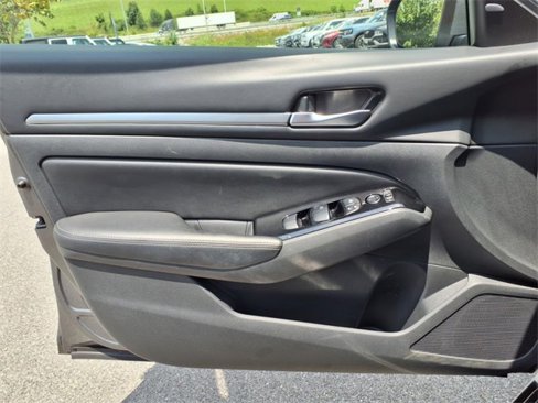 Used 2023 Nissan Altima 2.5 SV image 28