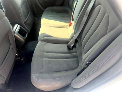 Used 2015 Chrysler 200 Limited w/ Convenience Group image 16