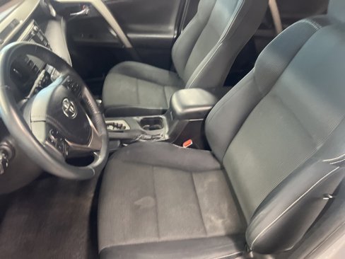 Used 2017 Toyota RAV4 XLE image 24