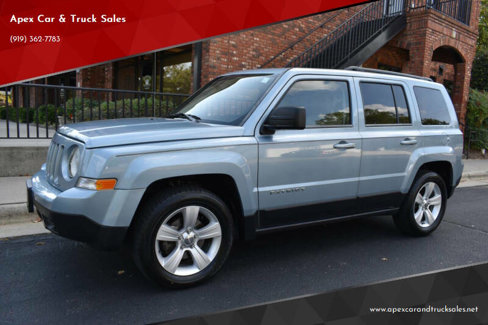 Used 2014 Jeep Patriot Latitude w/ Sun/Sound Group image 1