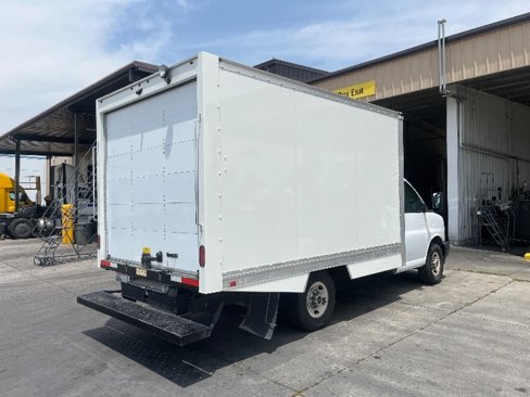 Used 2021 GMC Savana 3500 w/ Power Convenience Package image 13