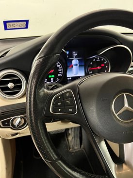 Used 2019 Mercedes-Benz GLC 300 w/ Parking Assistance Package image 16