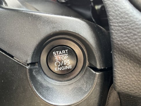 Used 2019 Jeep Compass Trailhawk image 28