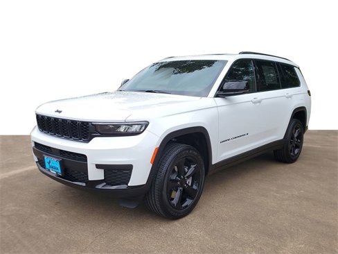 New 2025 Jeep Grand Cherokee L Altitude image 3