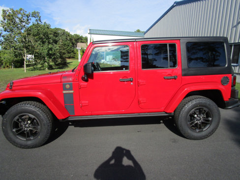 Used 2018 Jeep Wrangler Unlimited Sport image 2