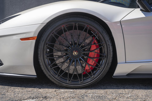 Used 2019 Lamborghini Aventador S image 15