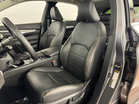Used 2019 INFINITI QX50 Essential w/ Premium Heat Package image 13