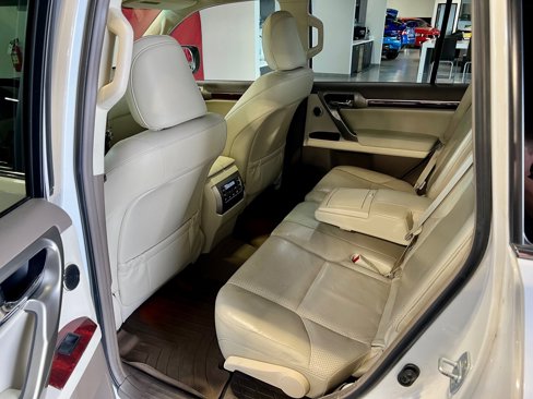 Used 2013 Lexus GX 460 Premium image 11