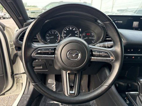 Used 2023 MAZDA MAZDA3 s image 22