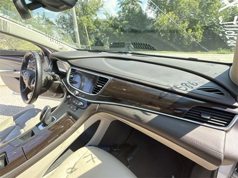 Certified 2017 Buick LaCrosse Premium image 27
