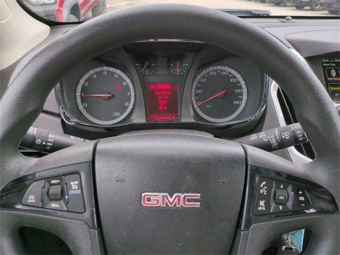 Used 2017 GMC Terrain SLE image 29
