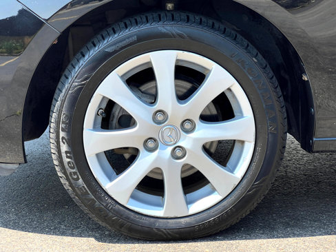 Used 2012 MAZDA MAZDA2 Touring image 36