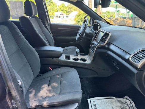 Used 2014 Jeep Grand Cherokee Laredo w/ 18" Wheel & 8.4" Radio Group image 19