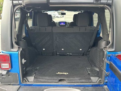 Used 2016 Jeep Wrangler Unlimited Sport image 25