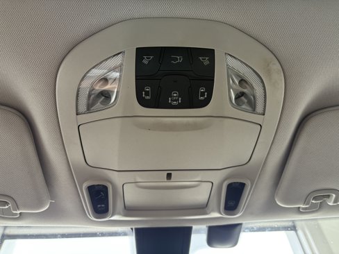 Used 2017 Chrysler Pacifica Limited image 20