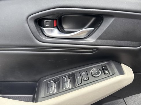 Certified 2023 Honda Accord EX image 14