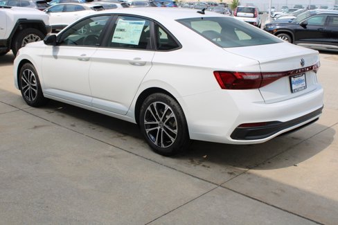 New 2025 Volkswagen Jetta Sport image 4