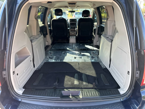 Used 2013 Dodge Grand Caravan SE image 18