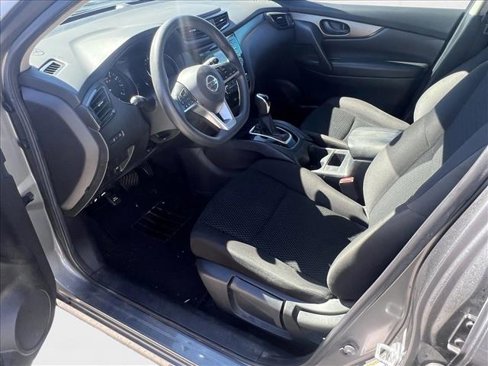 Used 2017 Nissan Rogue Sport S image 9