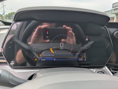 New 2025 Chevrolet Trax ACTIV w/ Sunroof Package image 18