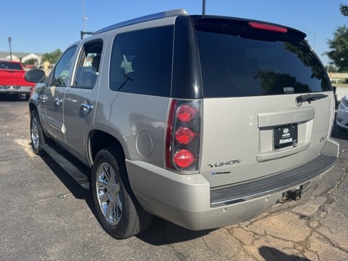 Used 2007 GMC Yukon Denali image 7