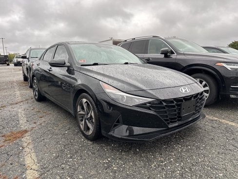 Used 2023 Hyundai Elantra SEL w/ Convenience Package image 3