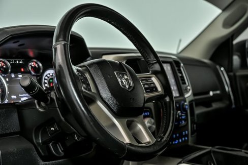 Used 2014 RAM 1500 Laramie w/ Convenience Group image 14