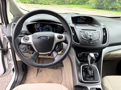 Used 2013 Ford C-MAX SE image 16