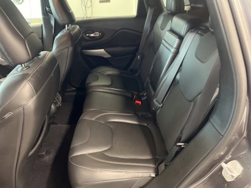 Used 2018 Jeep Compass Limited w/ Navigation Group image 26